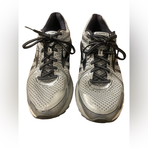 Brooks Men\'s Adrenaline GTS 17 Running Sneakers main image 4